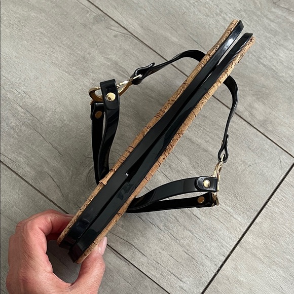 MICHAEL Michael Kors Black Patent Leather Gold Logo Thong Sandals, Szie 8 - Picture 4 of 6